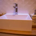 Mar Varta-lak Erdei Wellness Vendeghaz بيت للعطل *