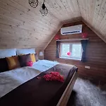 Mar Varta-lak Erdei Wellness Vendeghaz