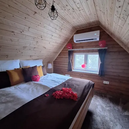 Már Várta-lak Erdei Wellness